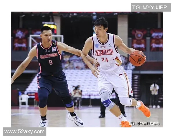 南京羽毛球队与成都羽毛球队赛后复盘分析比赛节奏与战术对决