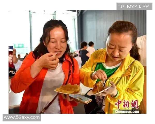 足球明星品尝中国月饼的独特体验与文化交流之旅 足球明星品尝中国月饼的独特体验与文化交流之旅
